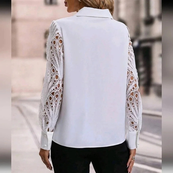 Clasi Contrast Lace Button Front - Picture 2 of 4